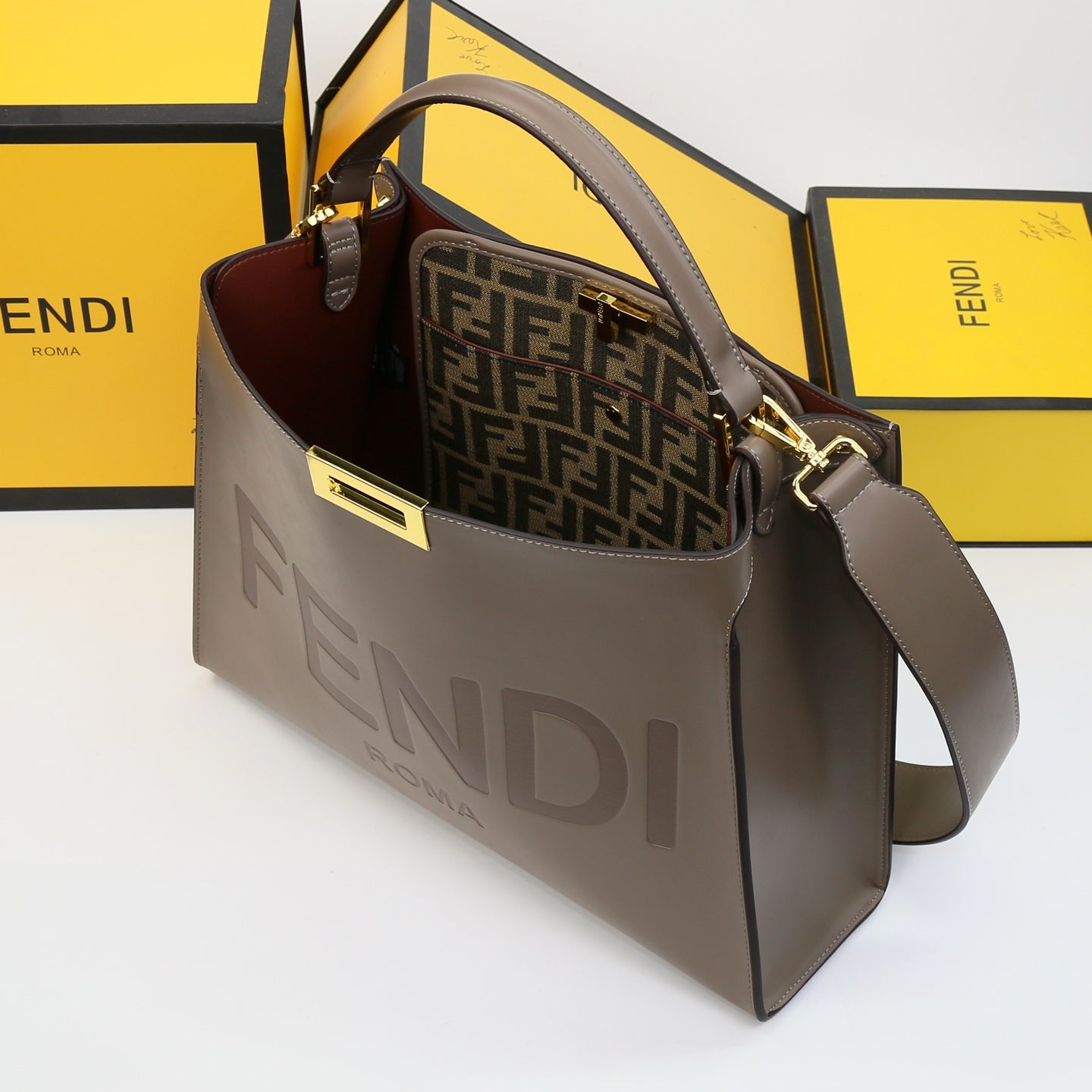 B1P36F99 Popular leather bag