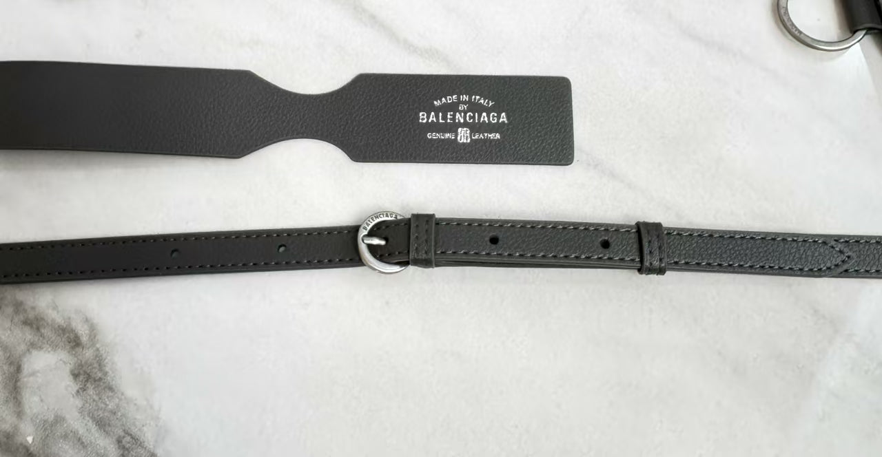 B1P46J144 Popular leather bags