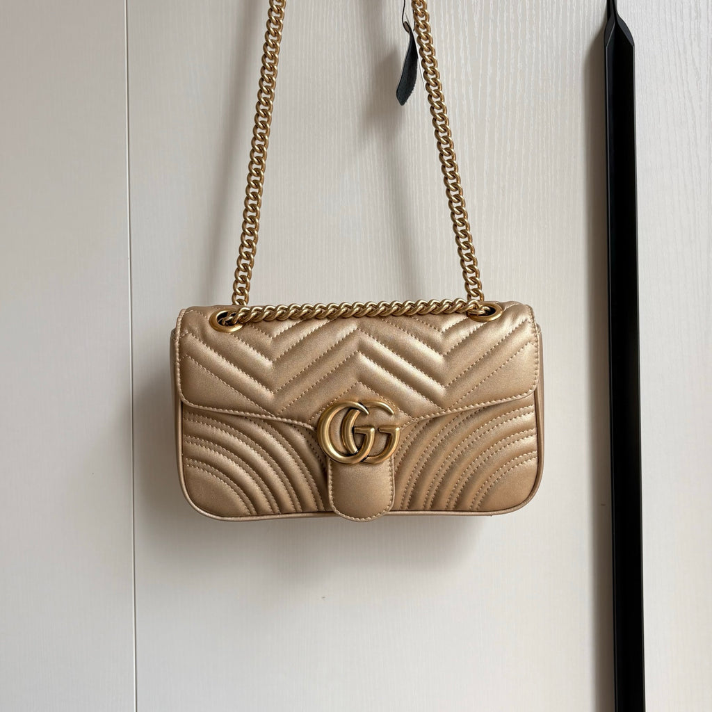 B1P36B67 Popular leather bag