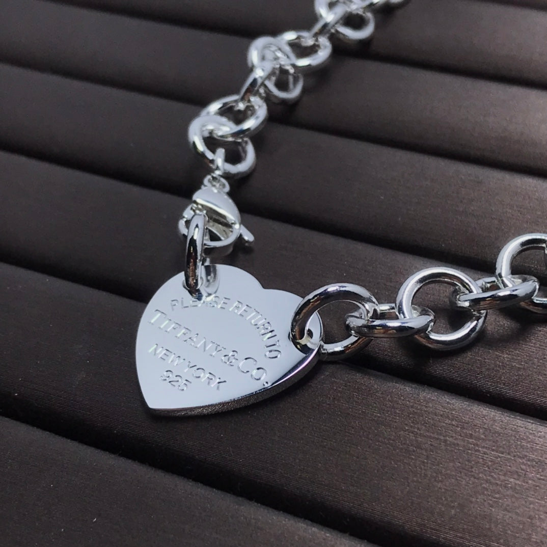 X1Q85T216X Popular Necklace