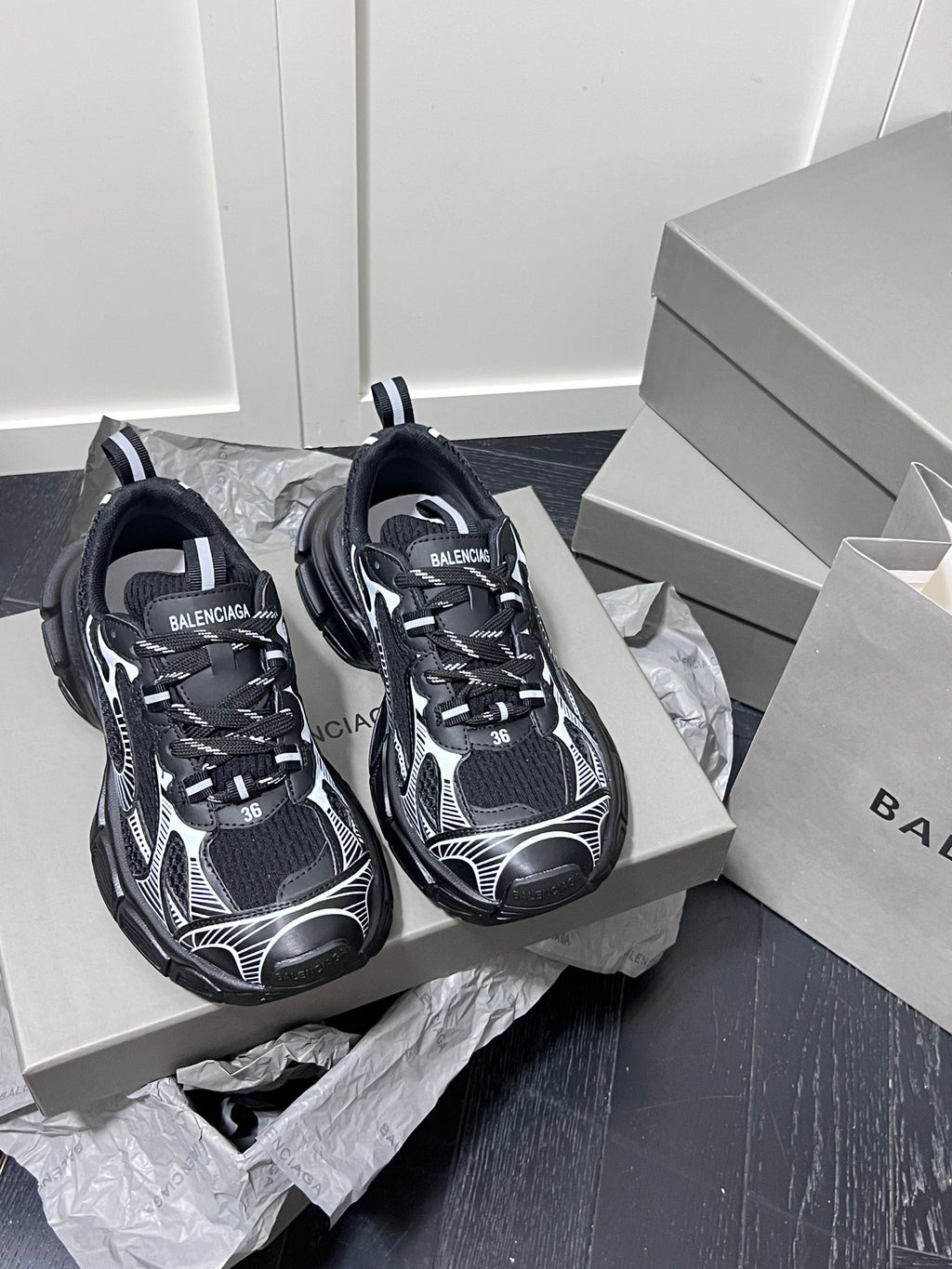 Z1Z54J116 Popular Casual shoes