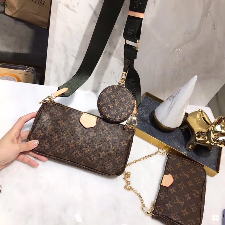 B1P70E68 Popular  hight quality leather Bags (with box)