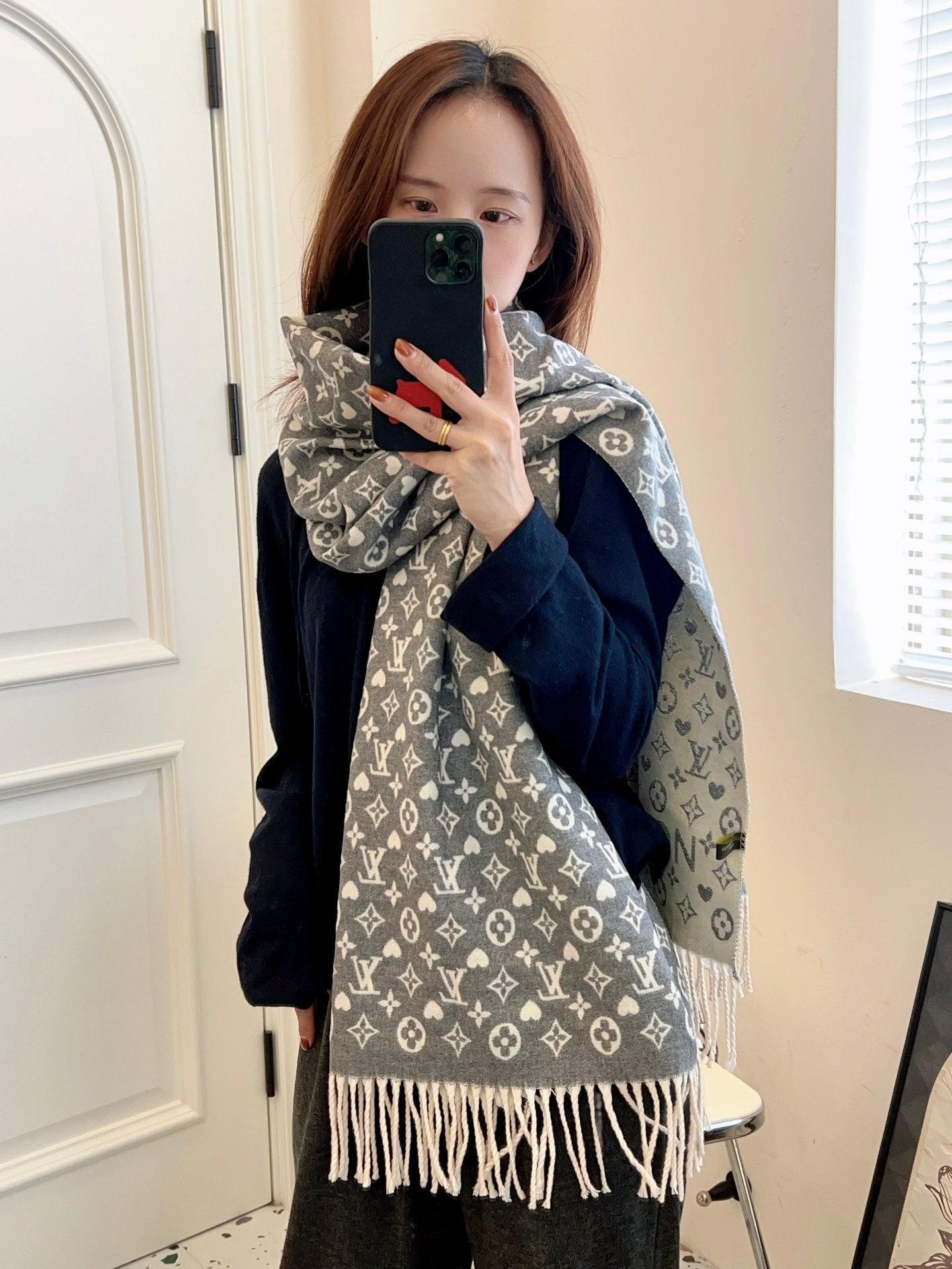 W1R86E31 Popular Winter Scarves