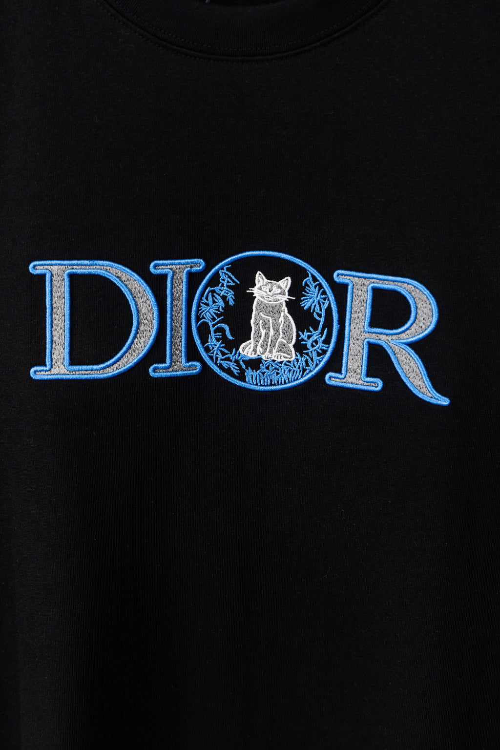 U1P36D128 Popular T-shirts