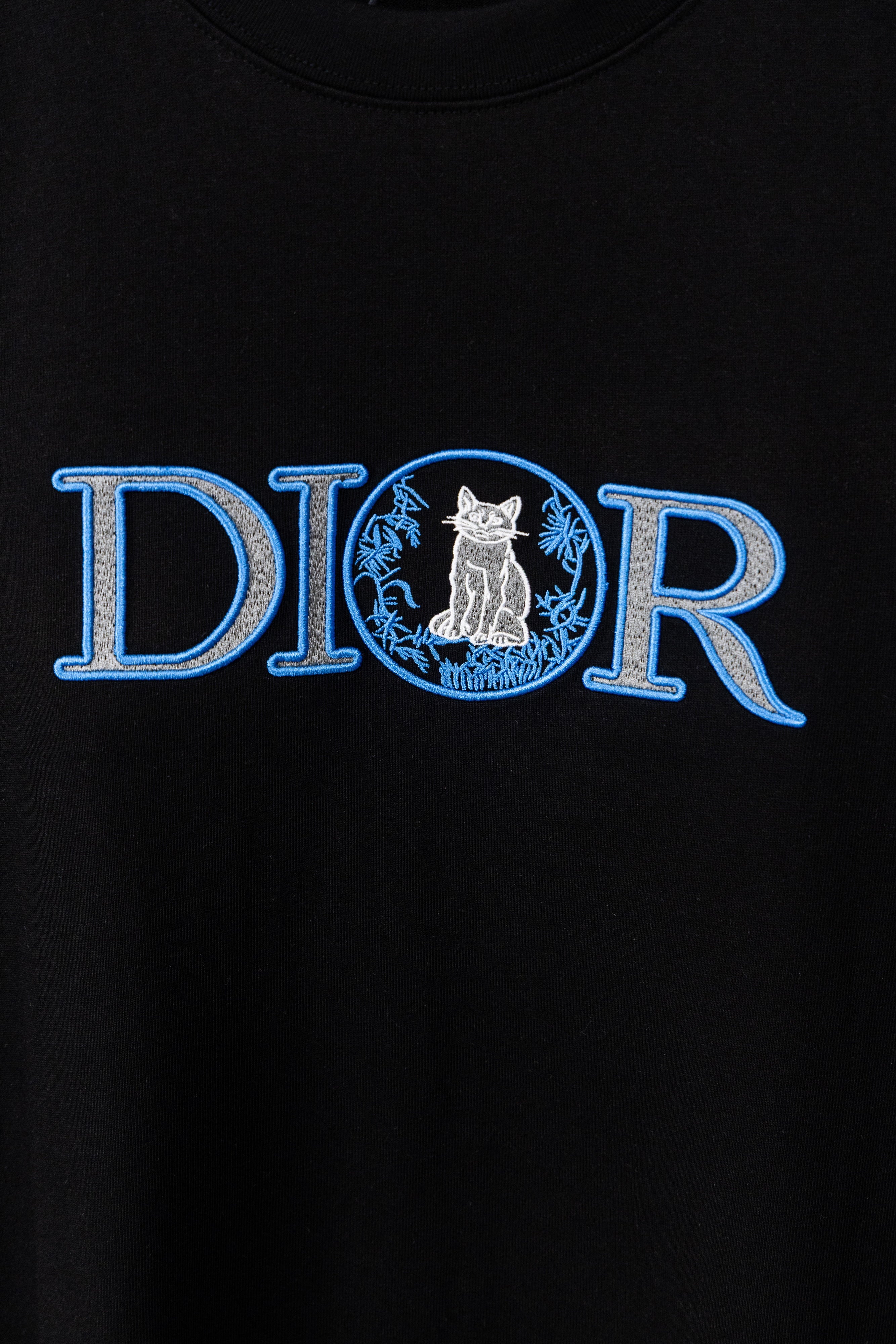 U1P36D128 Popular T-shirts