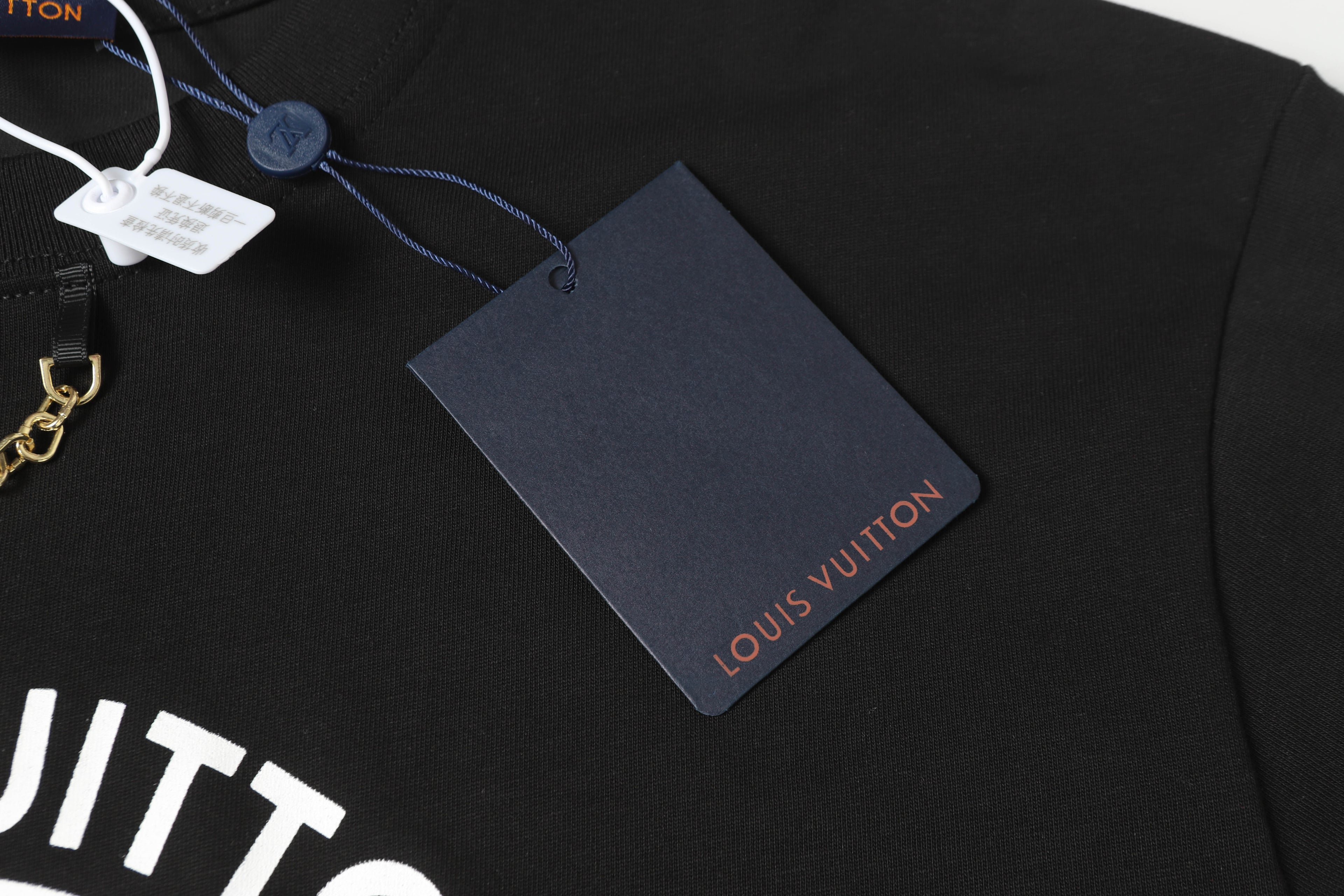 U1R45E143 Popular T-shirt