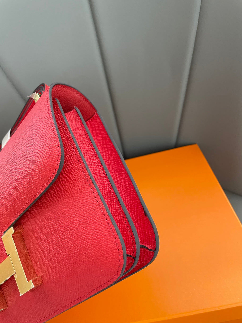 B1N55H66 Popular   leather bag