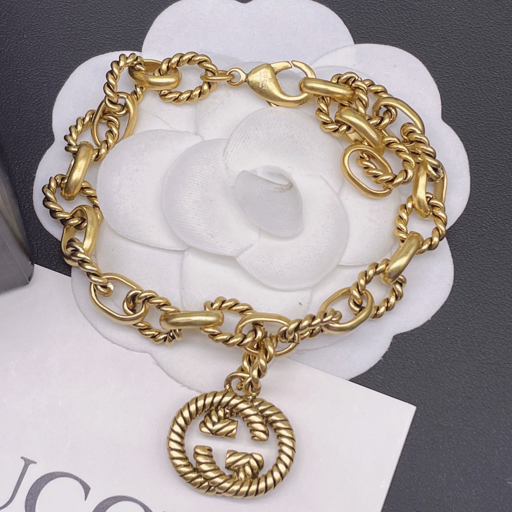 X1B42B13X  Popular Bracelets. Necklaces