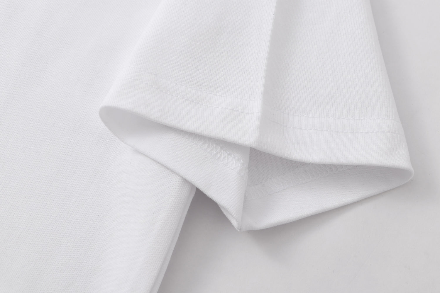 U1P36A8 Popular T-shirts