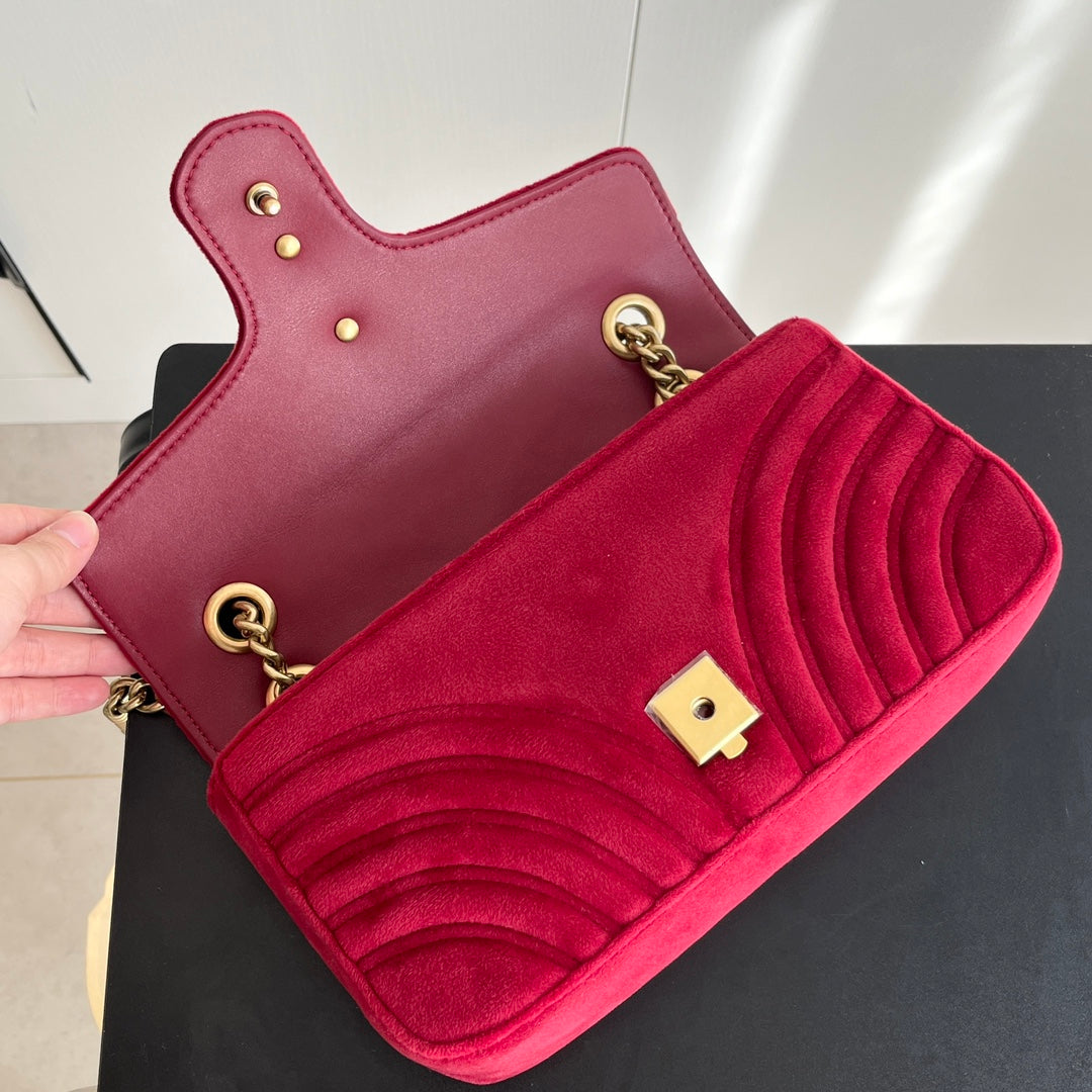 B1P36B66 Popular leather bag