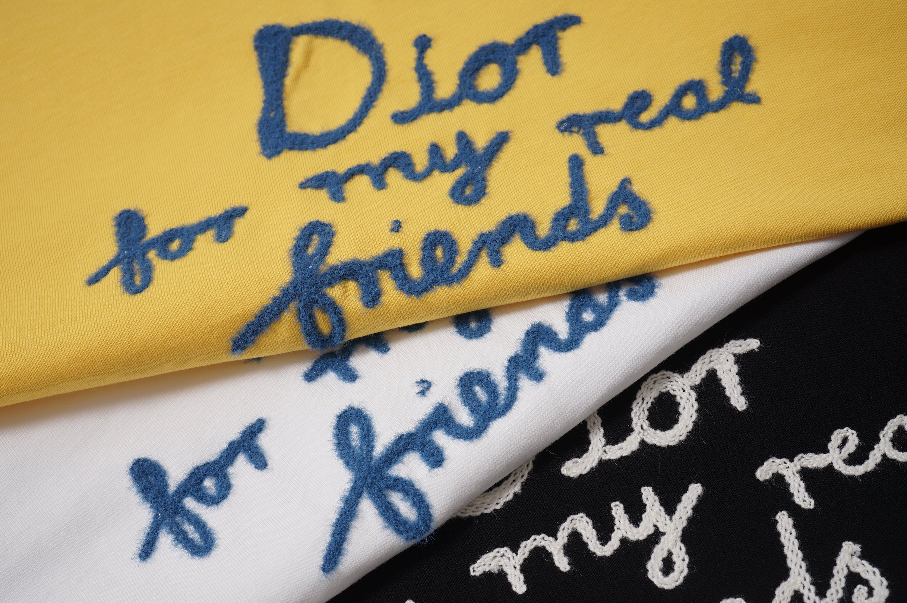 U1N45DI Popular T-shirt