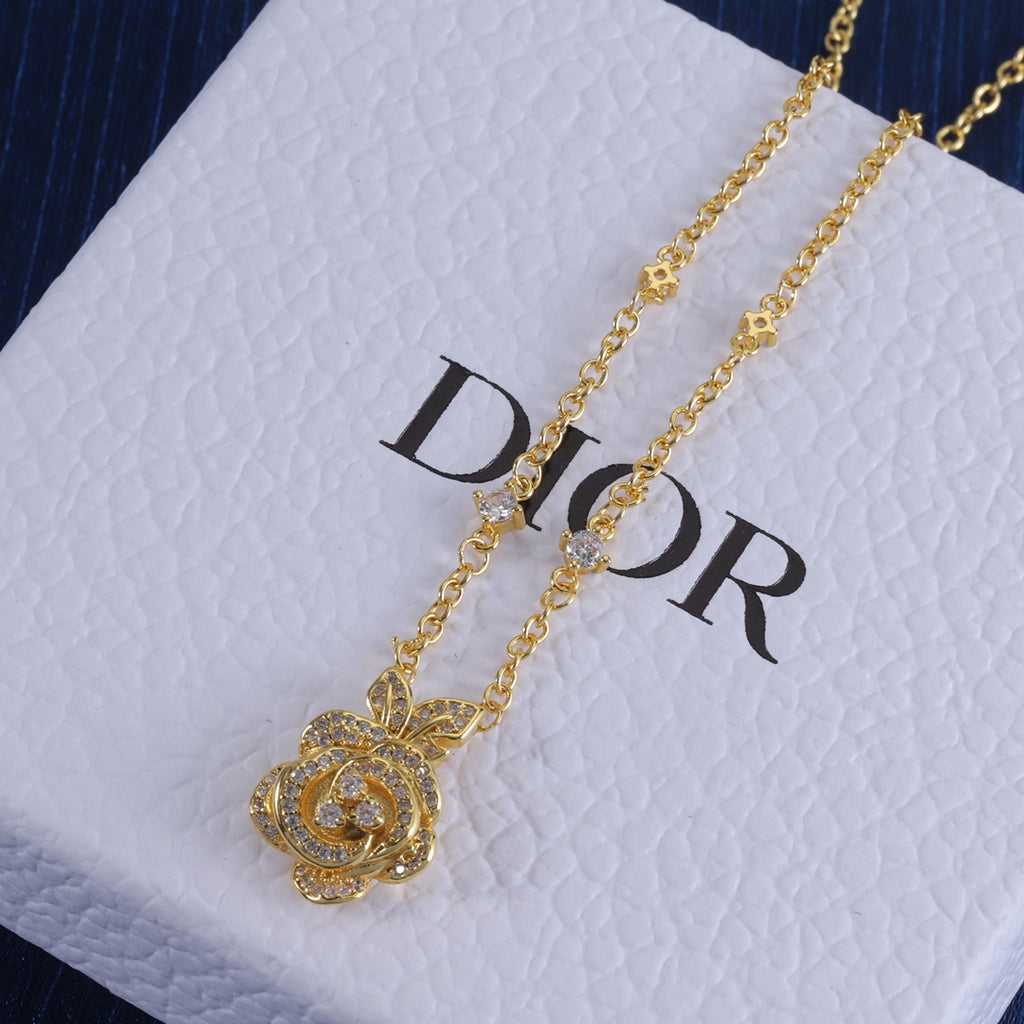 X1Q85D70X Popular Necklace