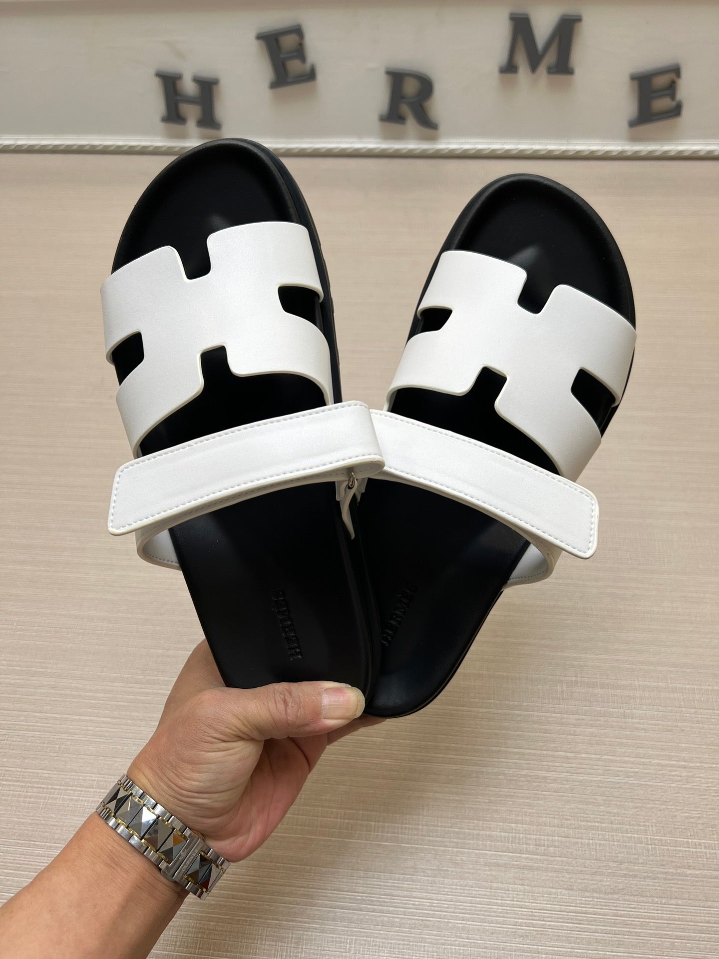 Z5ZH1 Popular slippers