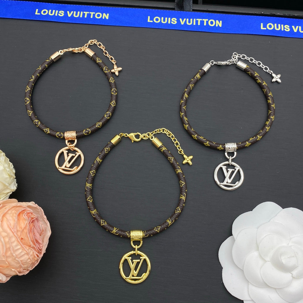 X1N36E83X Popular  Bracelets