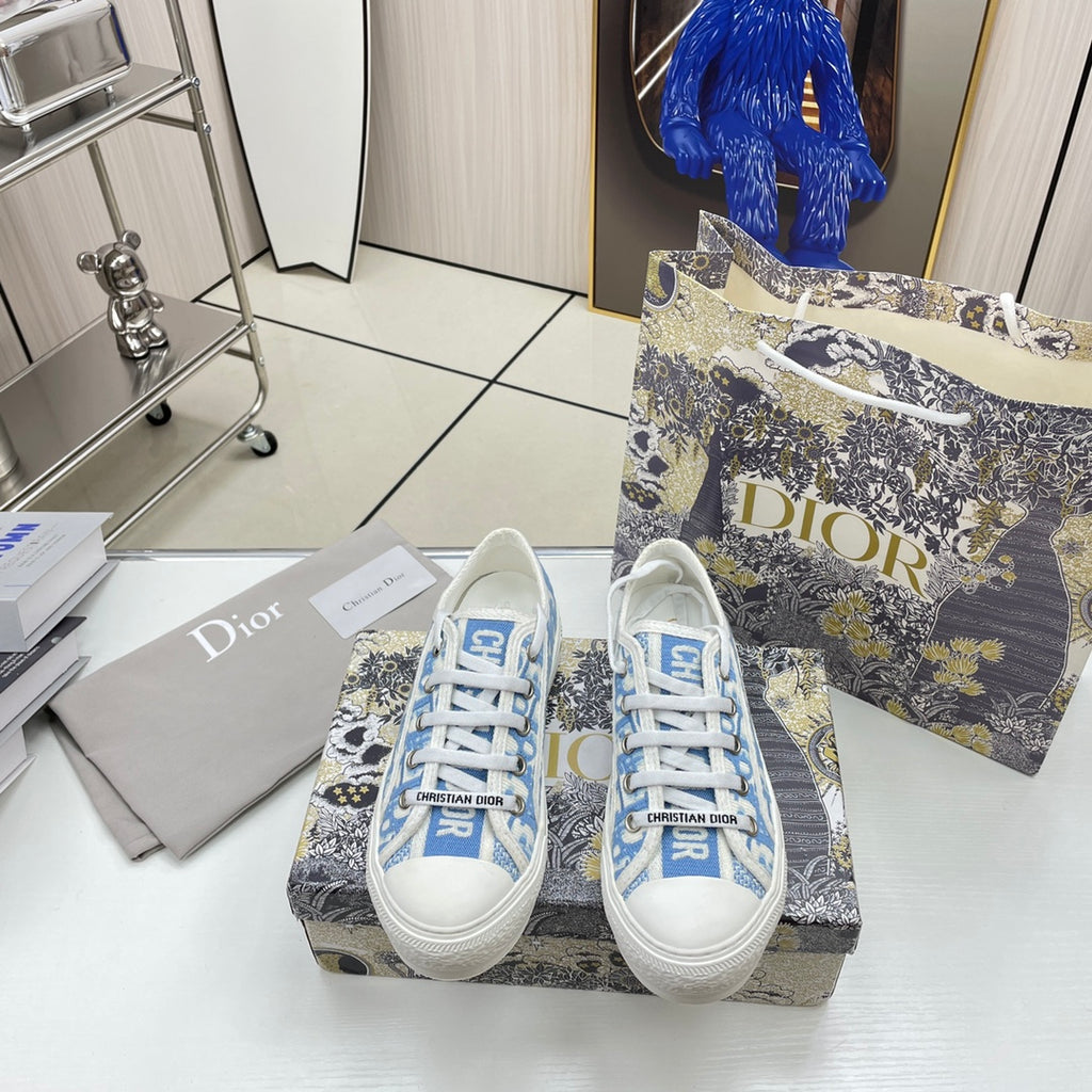 Z1XD65 Popular shoes