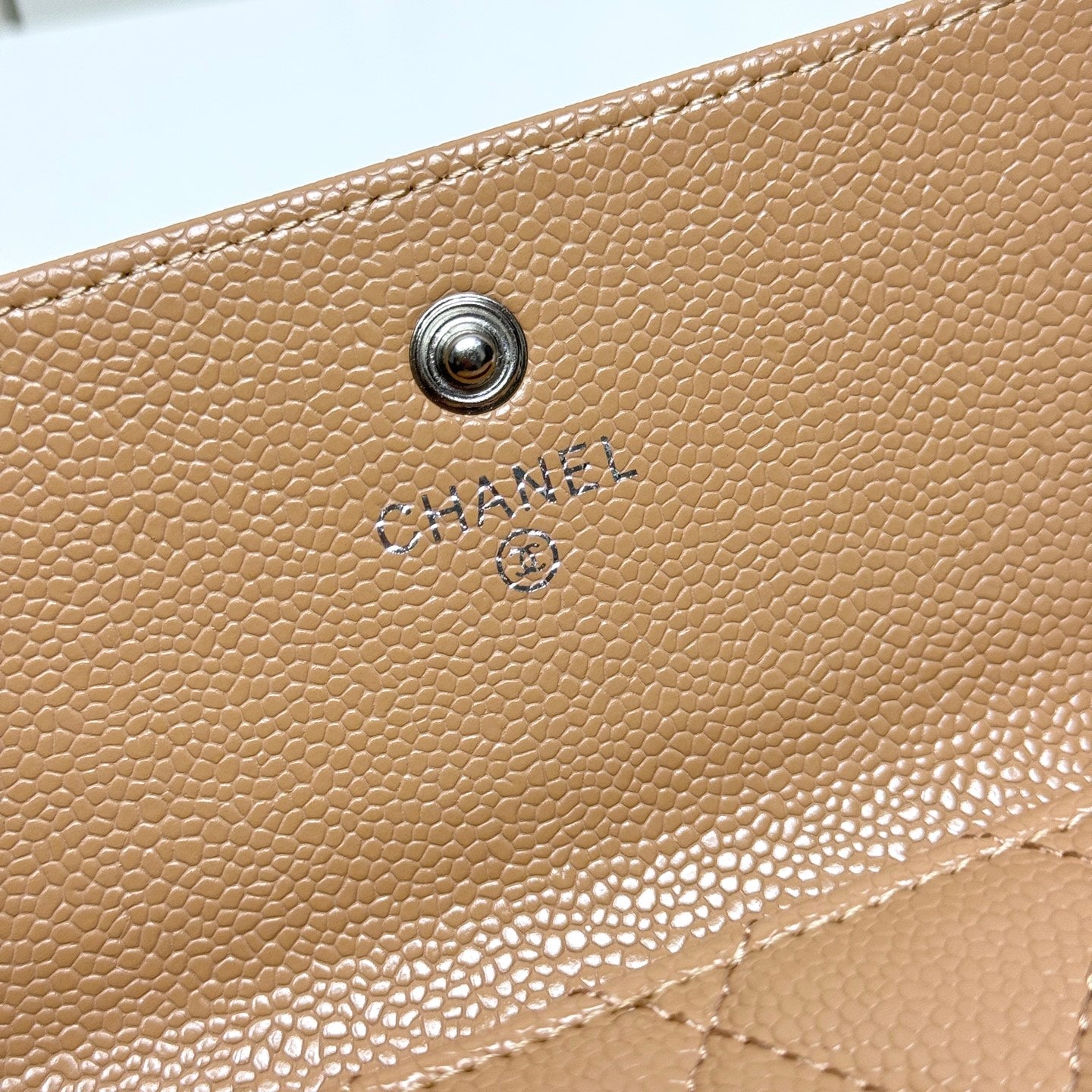 B1N36C21 Popular  leather  Wallets
