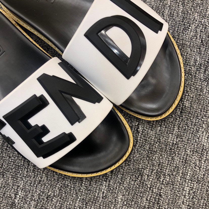 Z5XF106 Popular Slippers