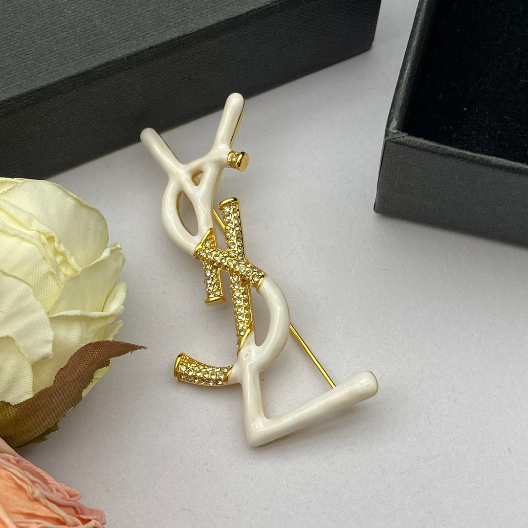 X1Z95SL94X Popular Brooch