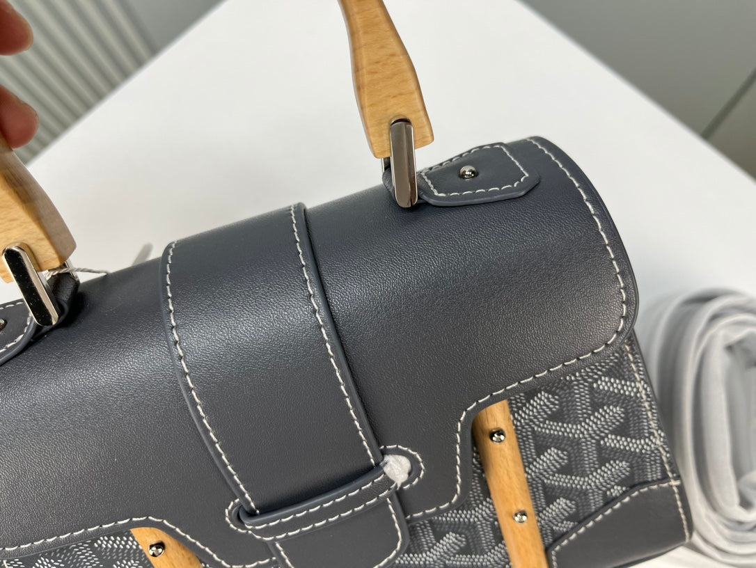 B1N86A10 Popular leather bag