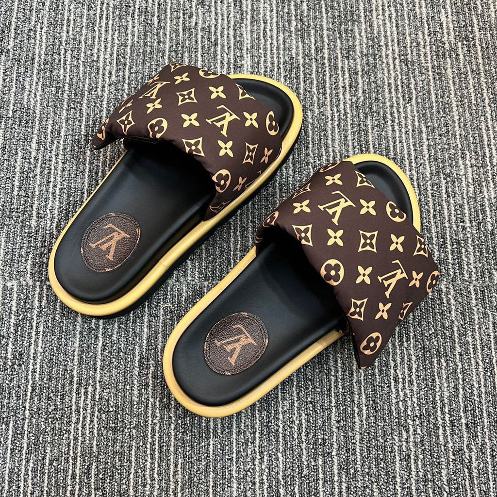 Z5XF120 Popular leather quality Slippers