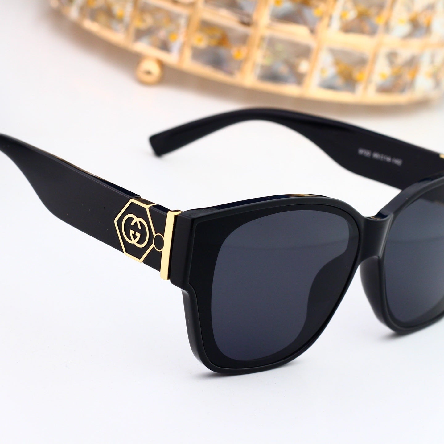 T1P56B27 Popular Sunglasses