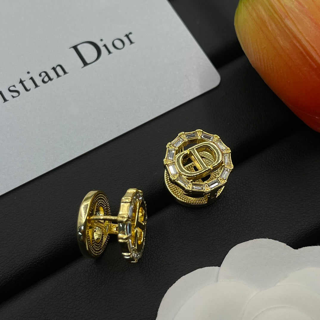 X1Z94D1061E Popular  Earrings