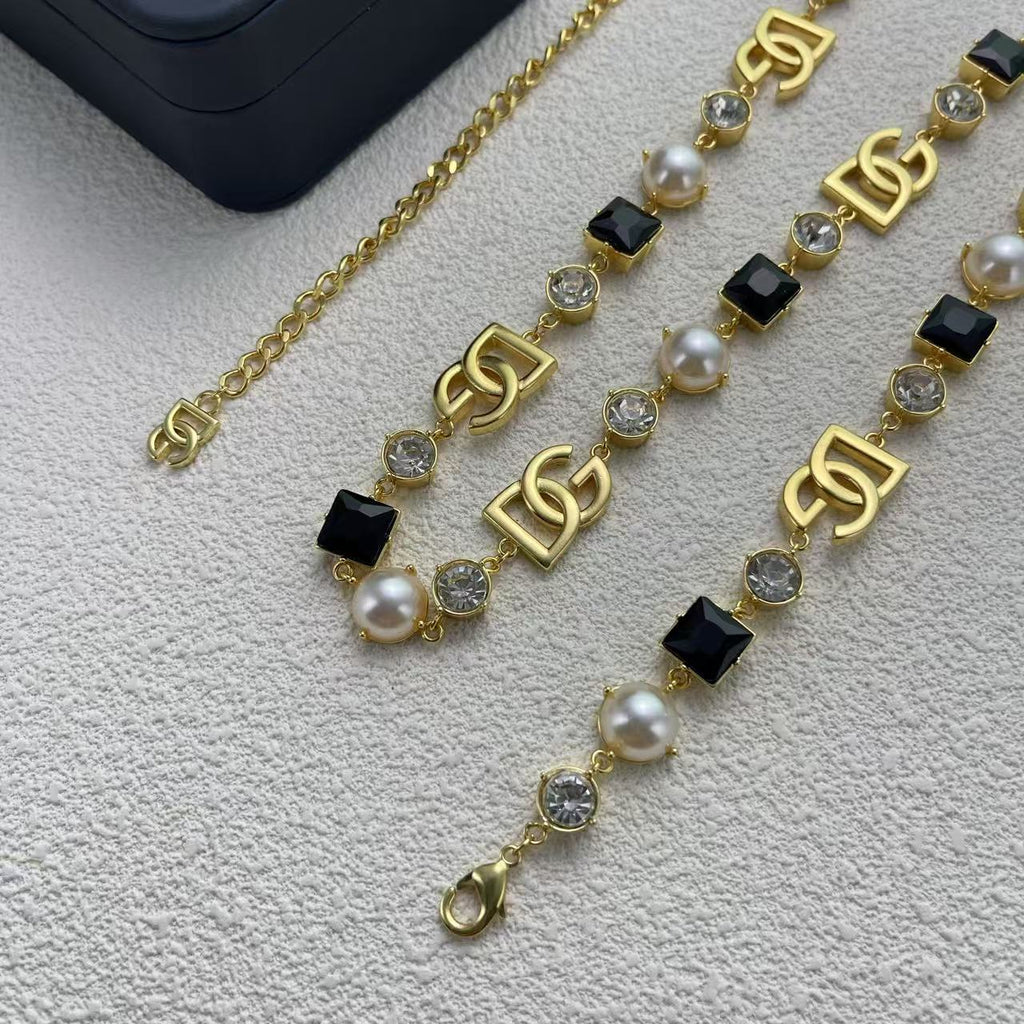 X1Q85A245X Popular Necklace