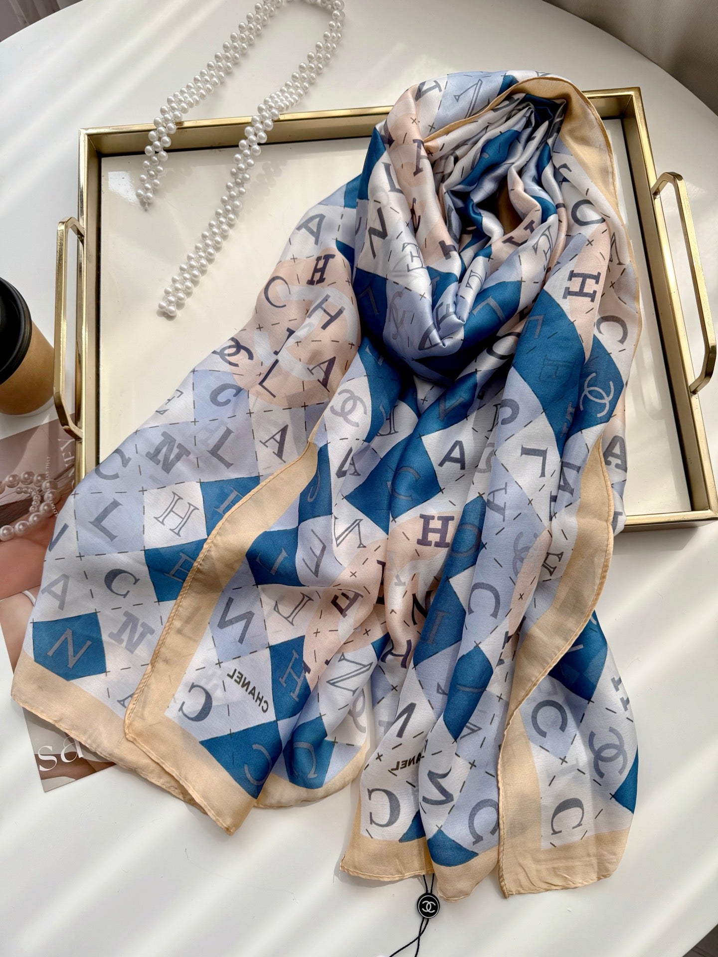 W1Z35C204 Popular Silk Scarve
