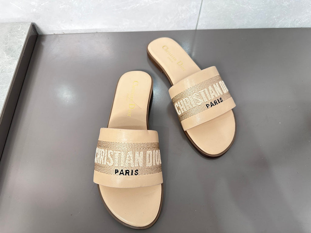 Z1ZD32 Popular slippers