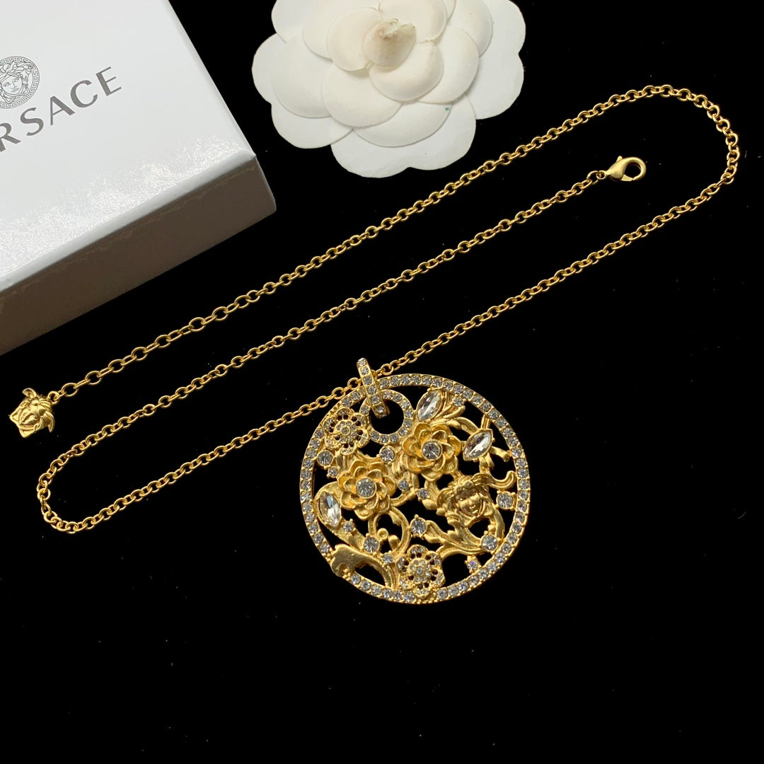 X1Q85V363X Popular Necklaces