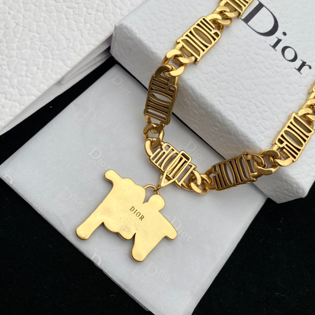 X1R75D9X Popular    Necklaces .
