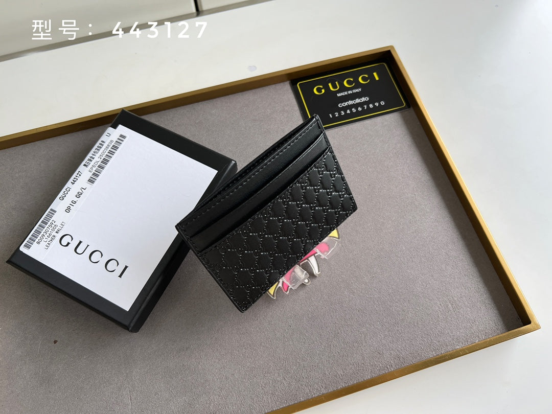 B1X44B384 Popular leather wallets