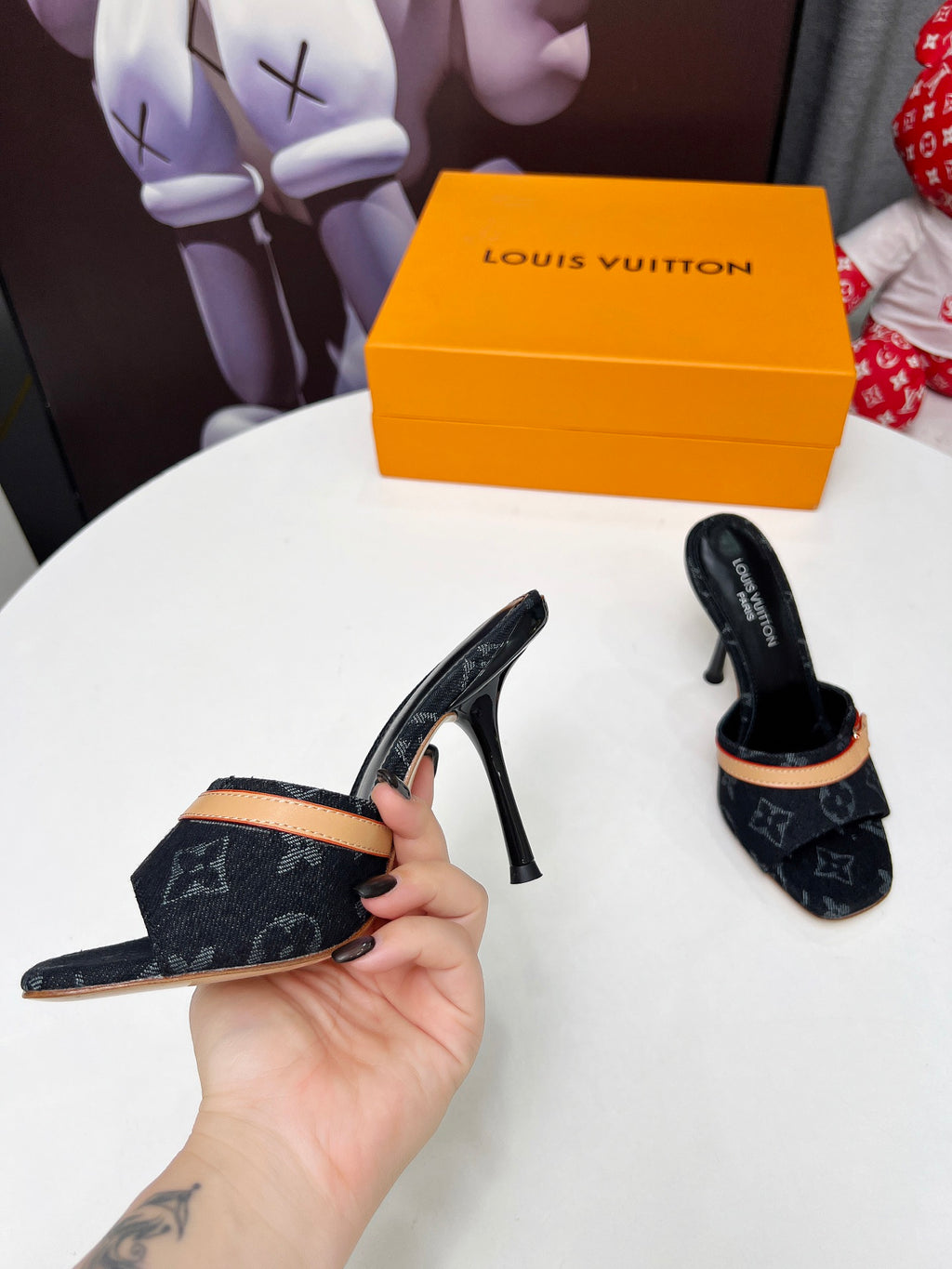 Z2R45E25  Popular high-quality shoes