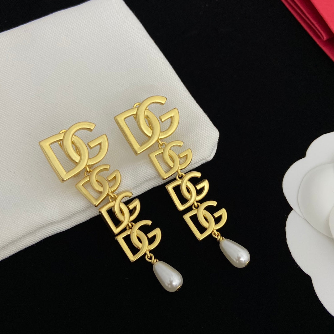 X1N63A137X  Popular  necklace earrings