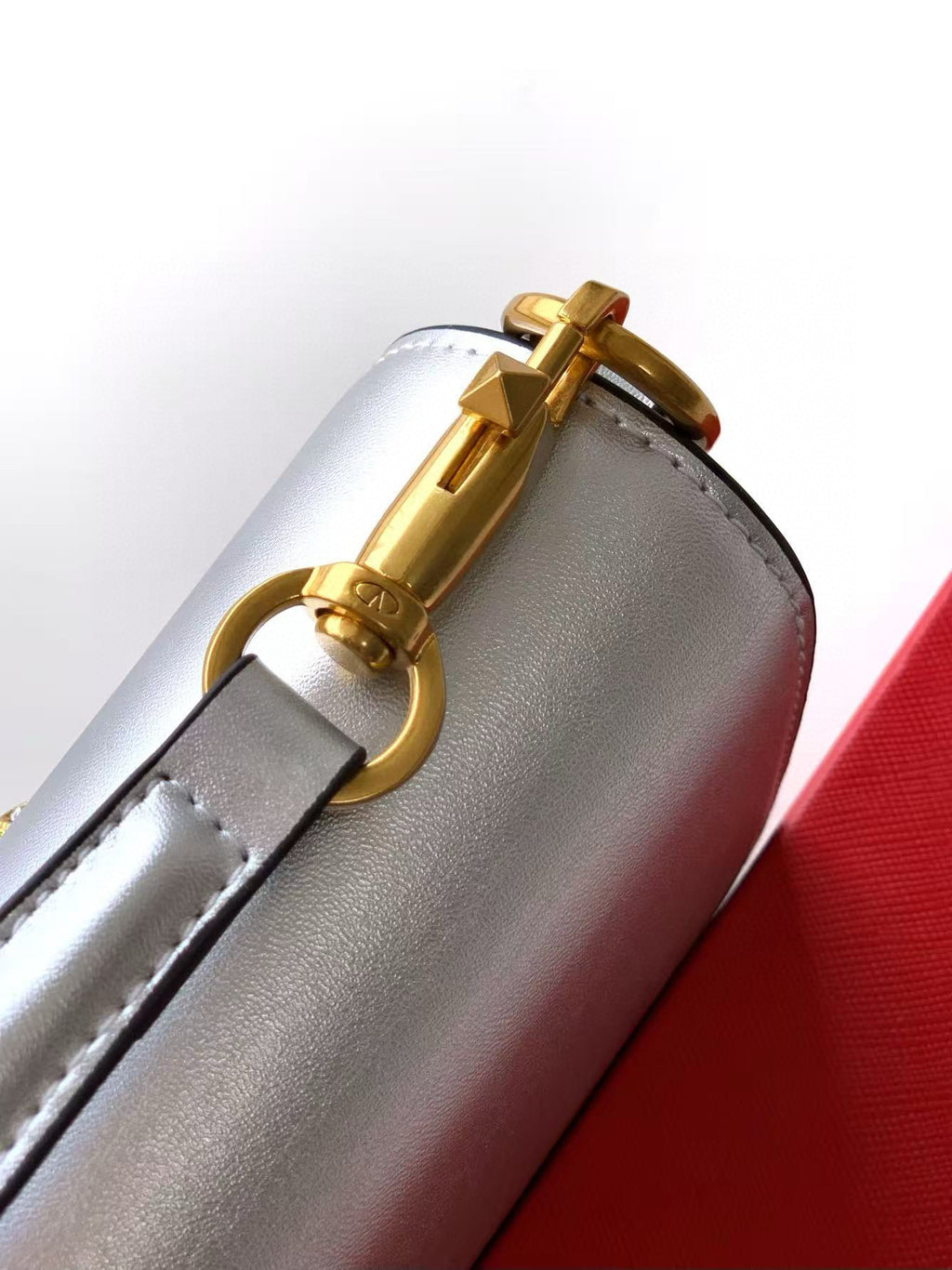 B1P36A30 Popular  leather bag