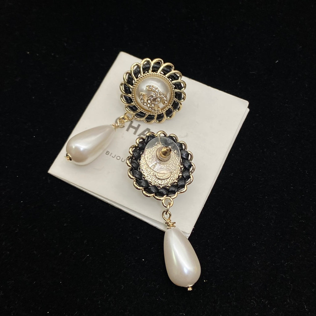 X1Z94C681E Popular Earrings