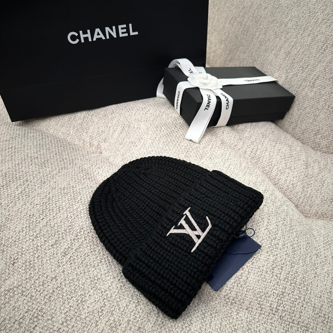 M1R86E15 Popular hats