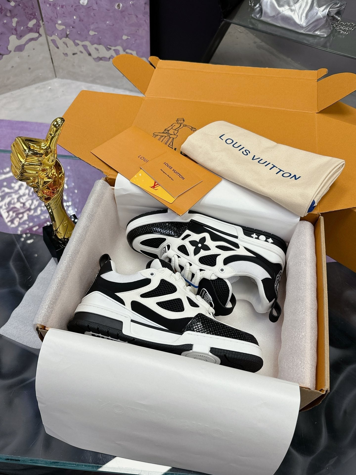 Z2Q95E183  Popular high-quality Shoes