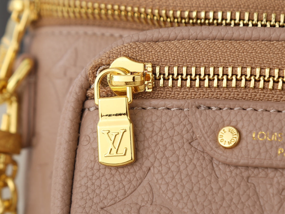 B1P46E72 Popular leather bag
