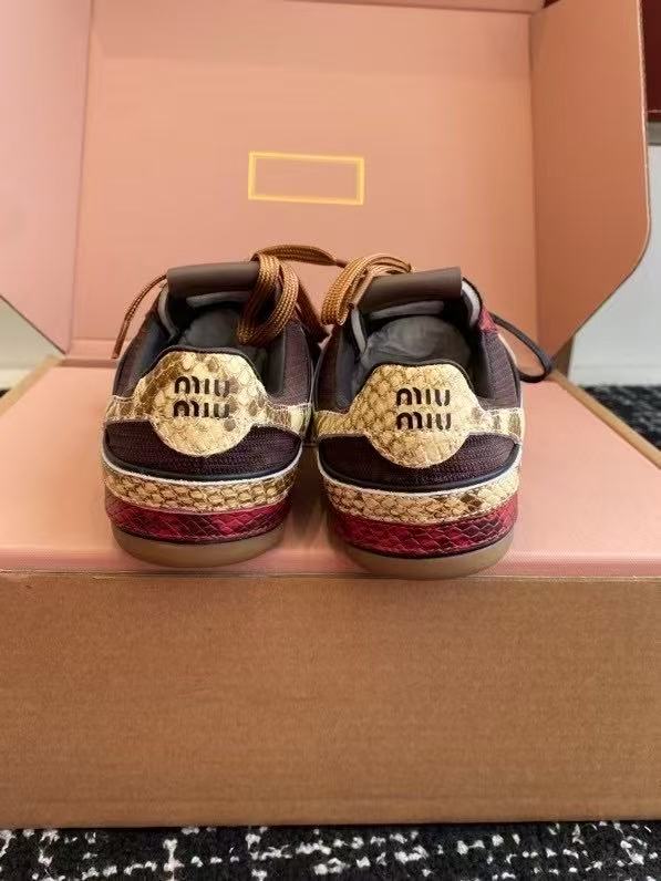 Z2R55A12  Popular high-quality shoes