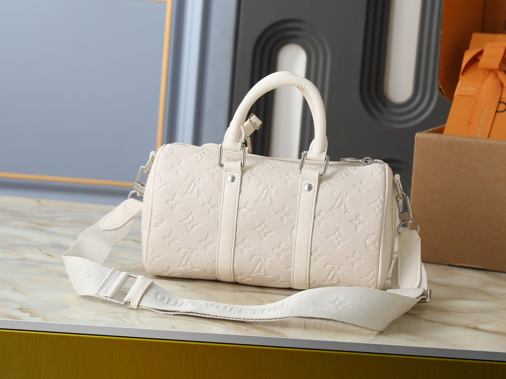 B1R76E52 Popular leather bag