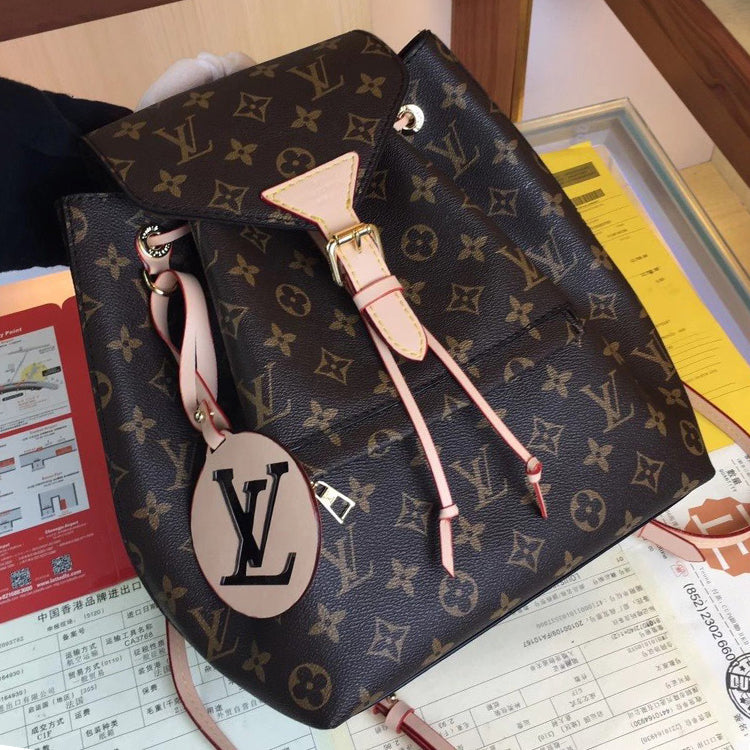 B1P20E5 Popular   leather backpacks