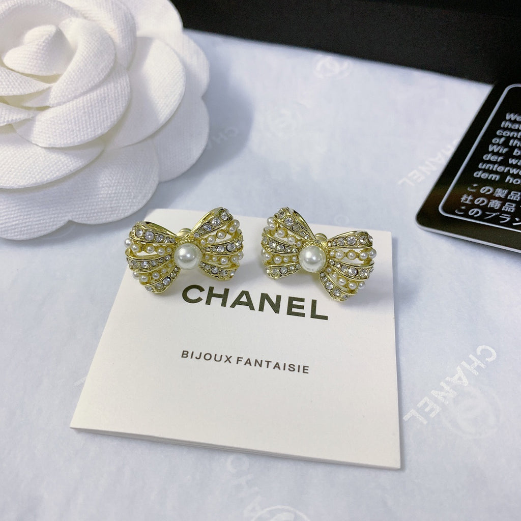 X1Z64C549E Popular Earrings