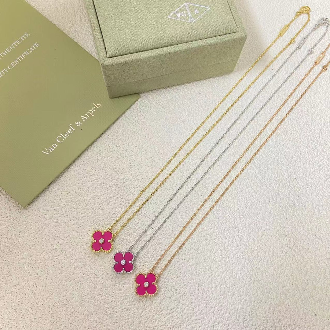 X5R75VA4E Popular  Necklaces