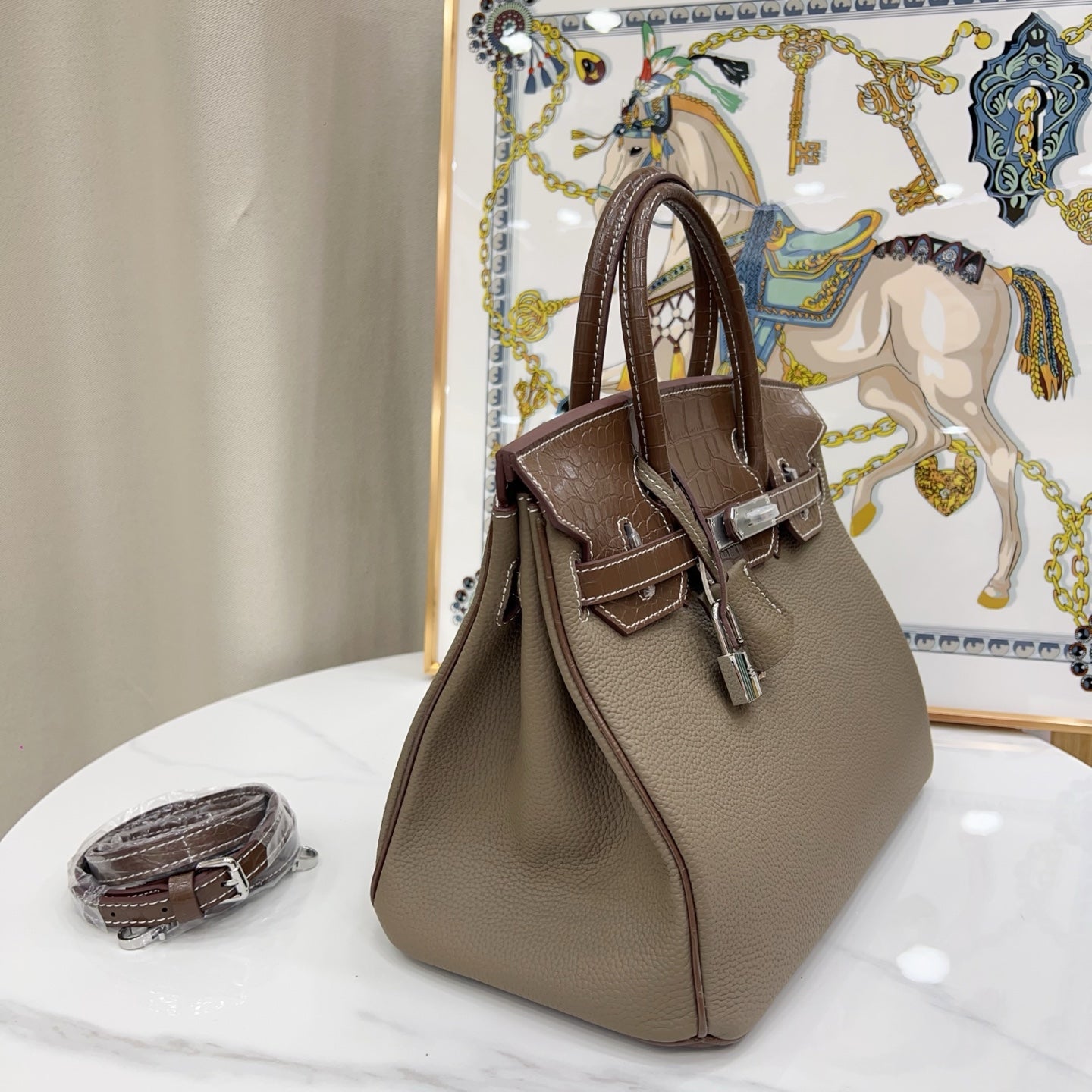 B1N46H3 Popular  leather bag 