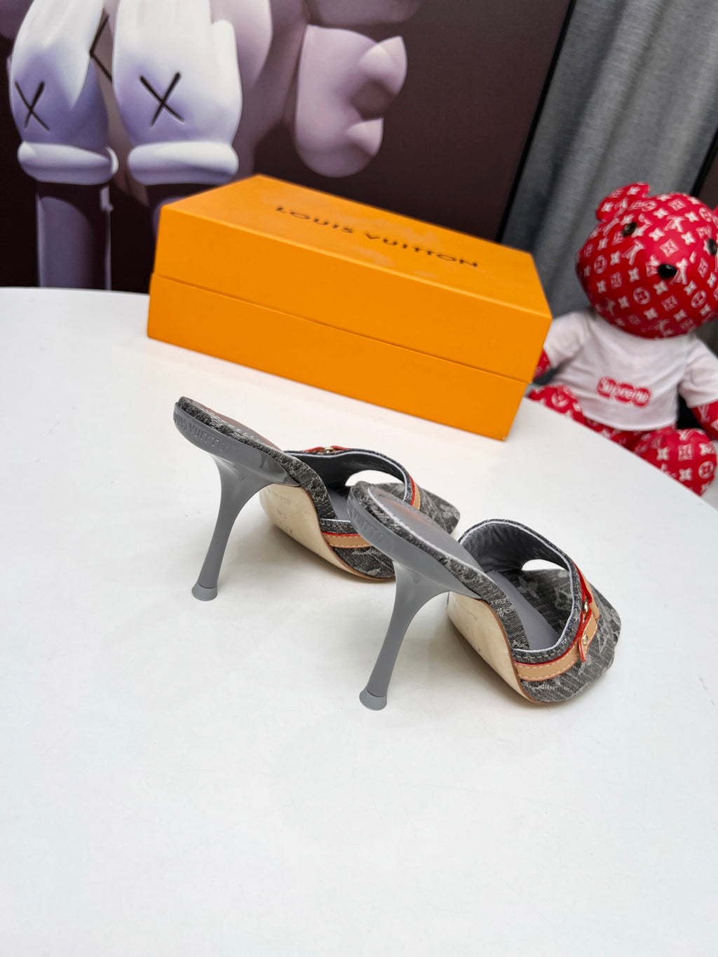 Z2R45E25  Popular high-quality shoes