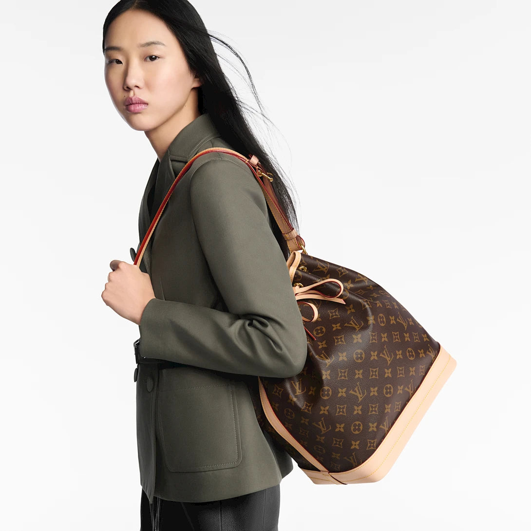 B1R76E34 Trendy classic high-quality coated canvas bags