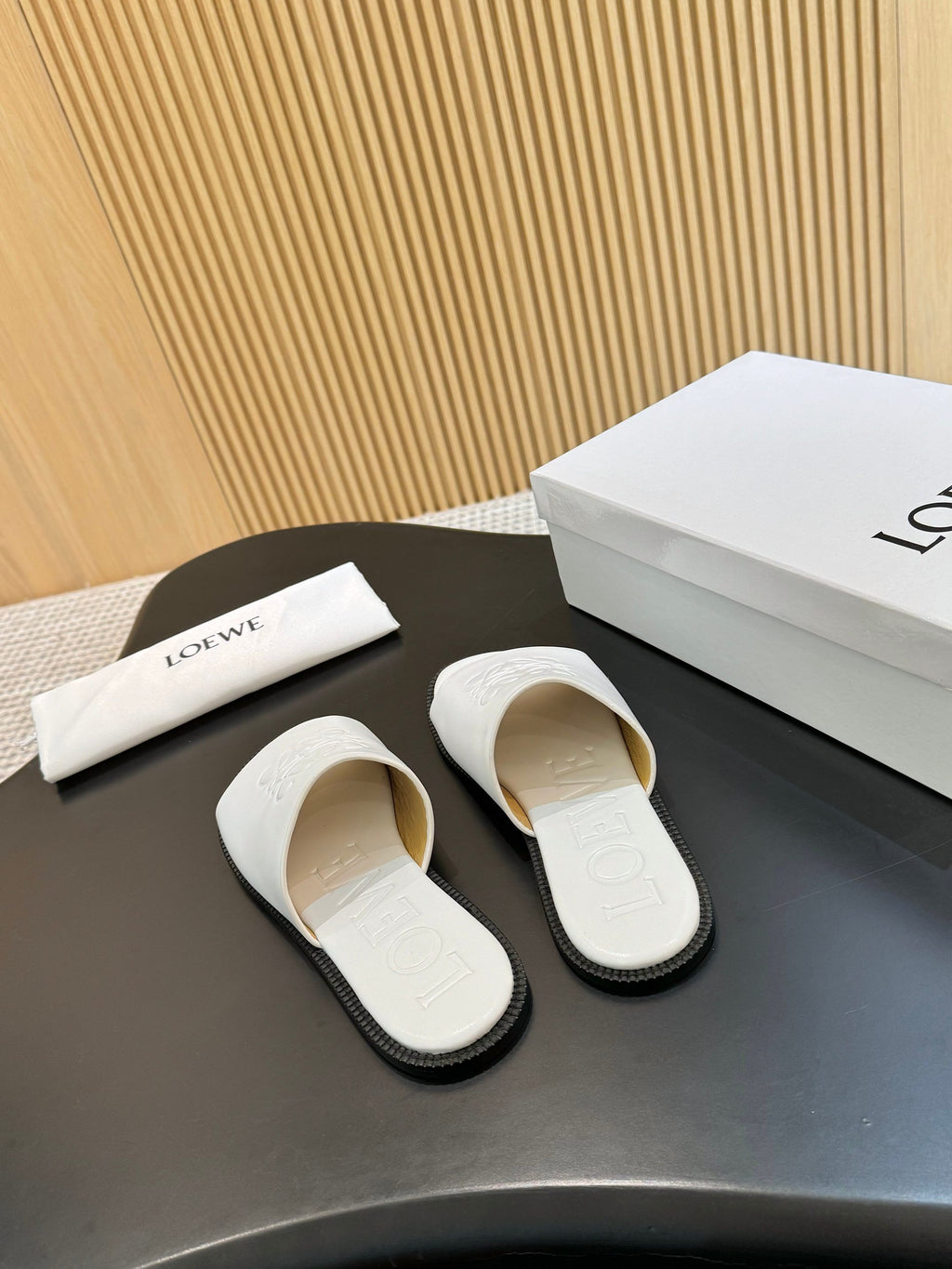 Z2R66A18 Popular high-quality leather shoes
