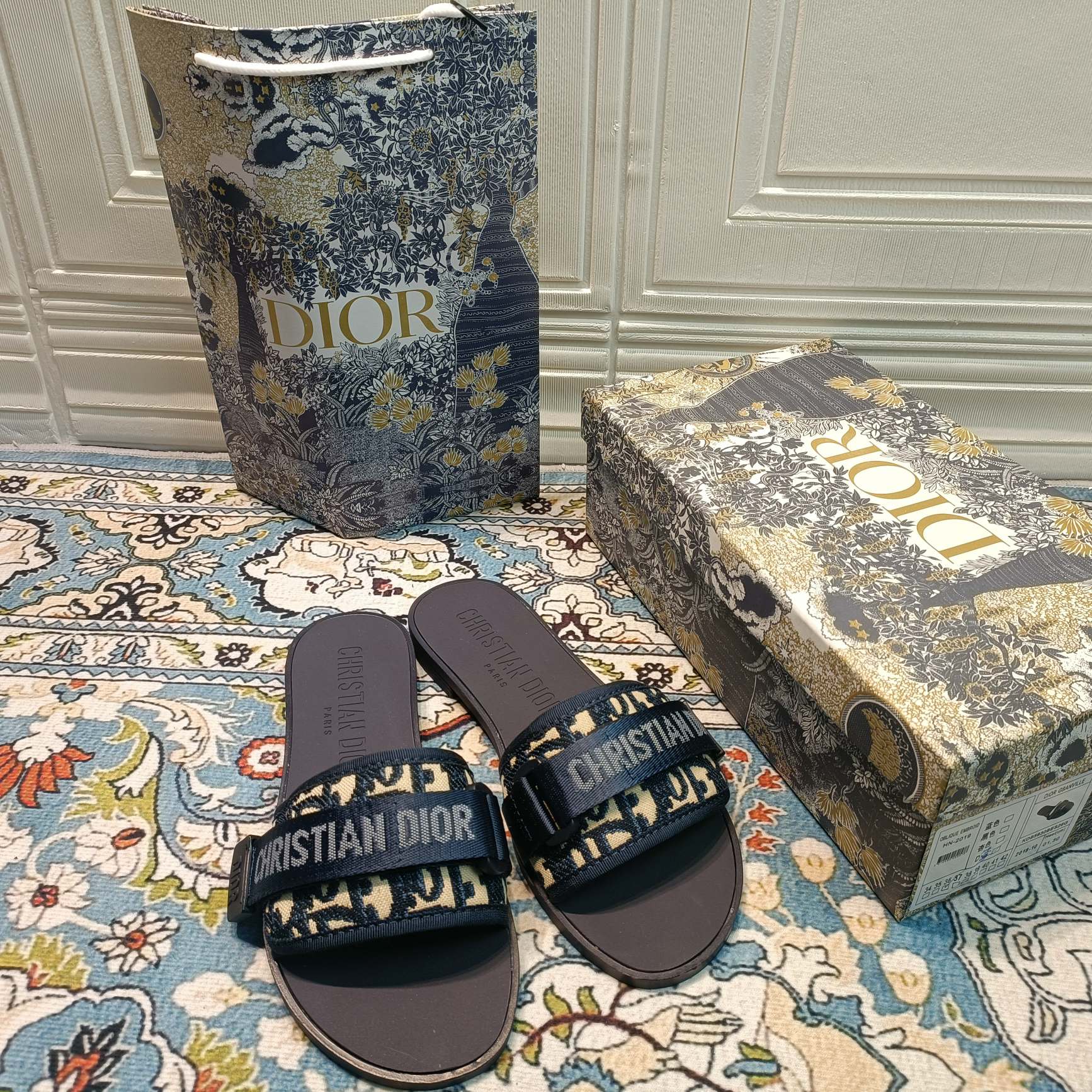 Z1ZD20 Popular Slippers