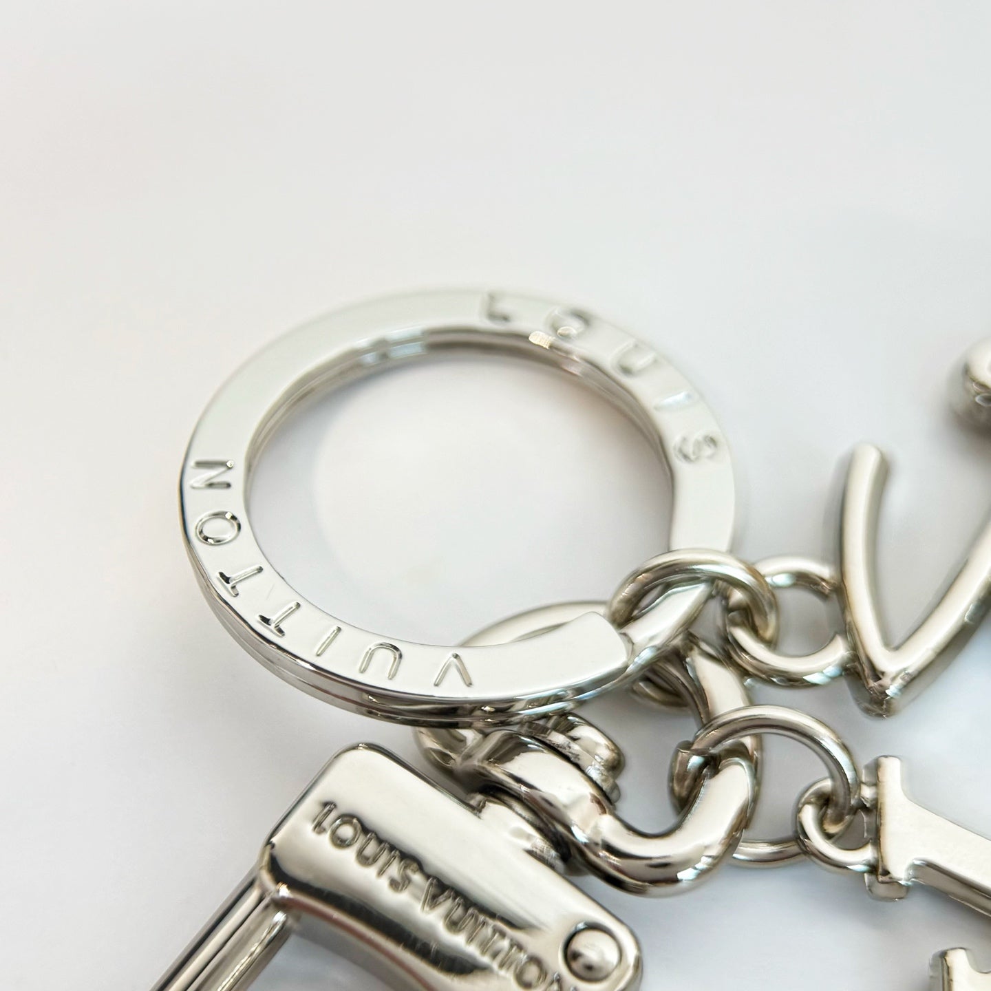A1Q35E33 Popular bag 's charms accessories